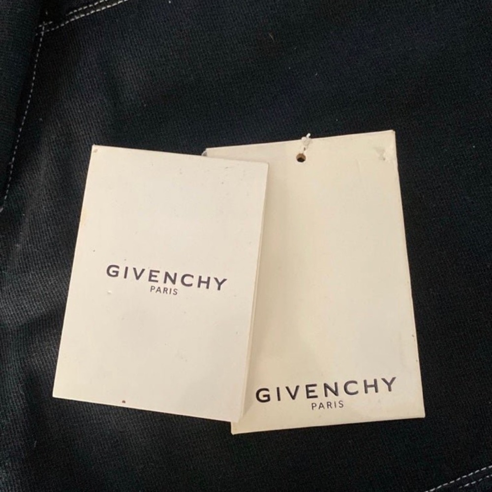 Givenchy Elegant Black Garment - image 4